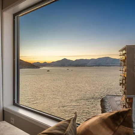 Premium Penthouse Sea & Mountain View Apartments Tromso Exterior photo