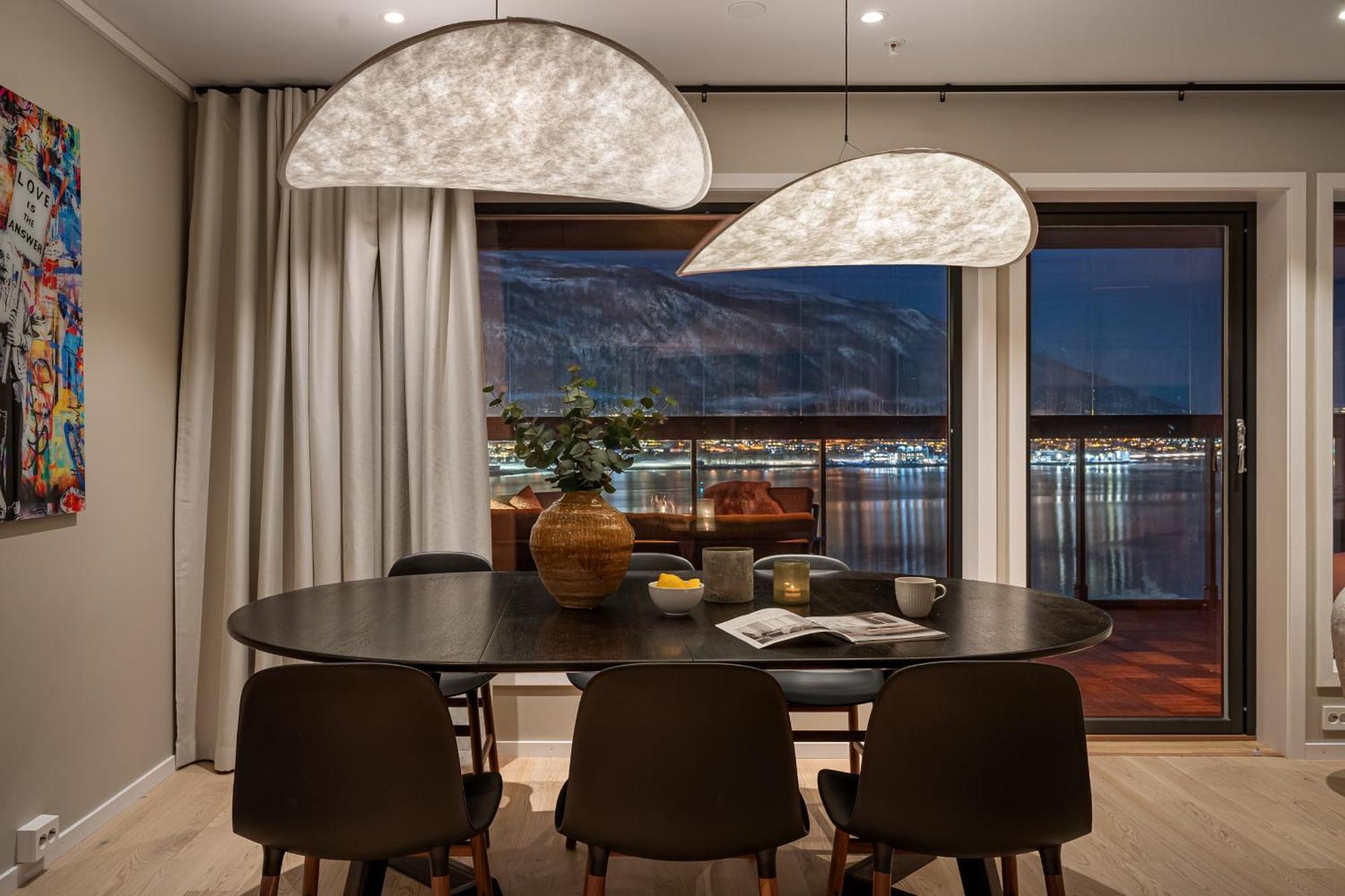 Premium Penthouse Sea & Mountain View Appartamento *