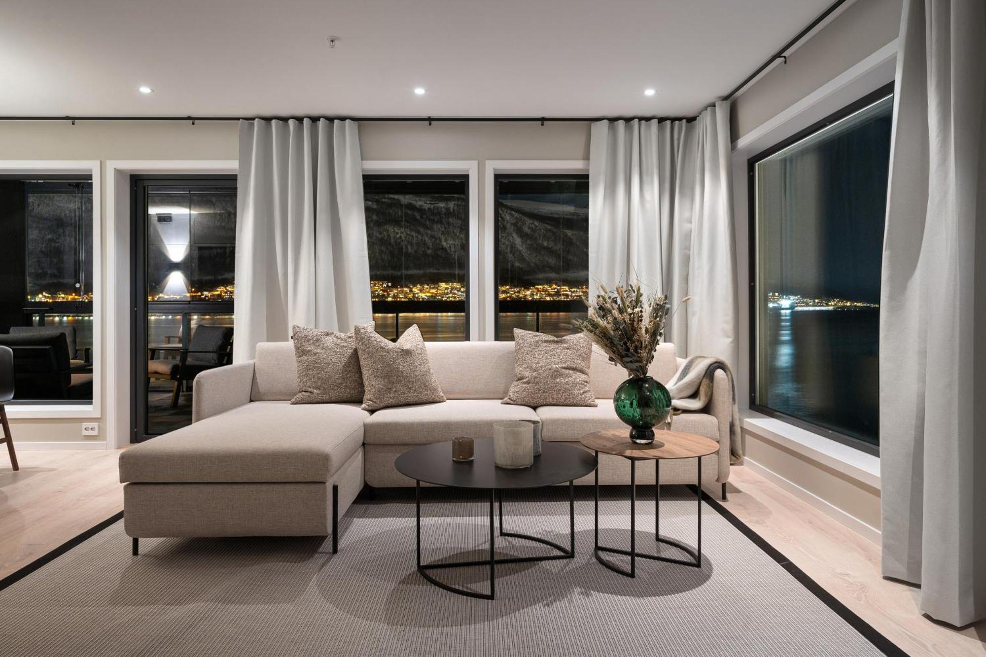 Premium Penthouse Sea & Mountain View *